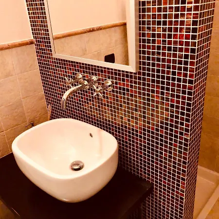 アパート Bergamo Easy Airport Residence Pvt Parking *