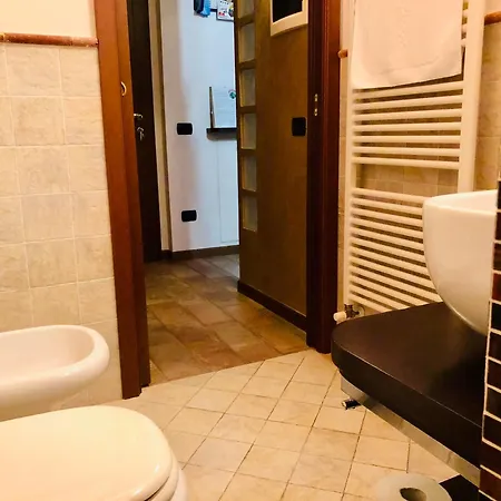 Bergamo Easy Airport Residence Pvt Parking