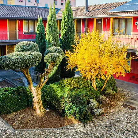 Bergamo Easy Airport Residence Pvt Parking *