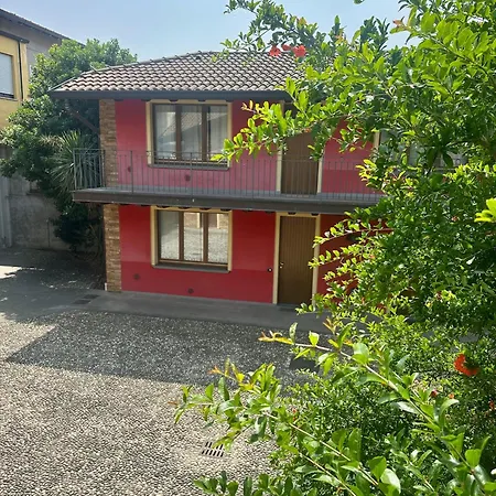 Bergamo Easy Airport Residence Pvt Parking