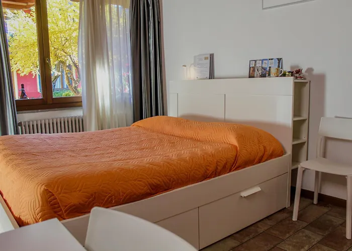 Easy Airport - Private Parking Apartman *